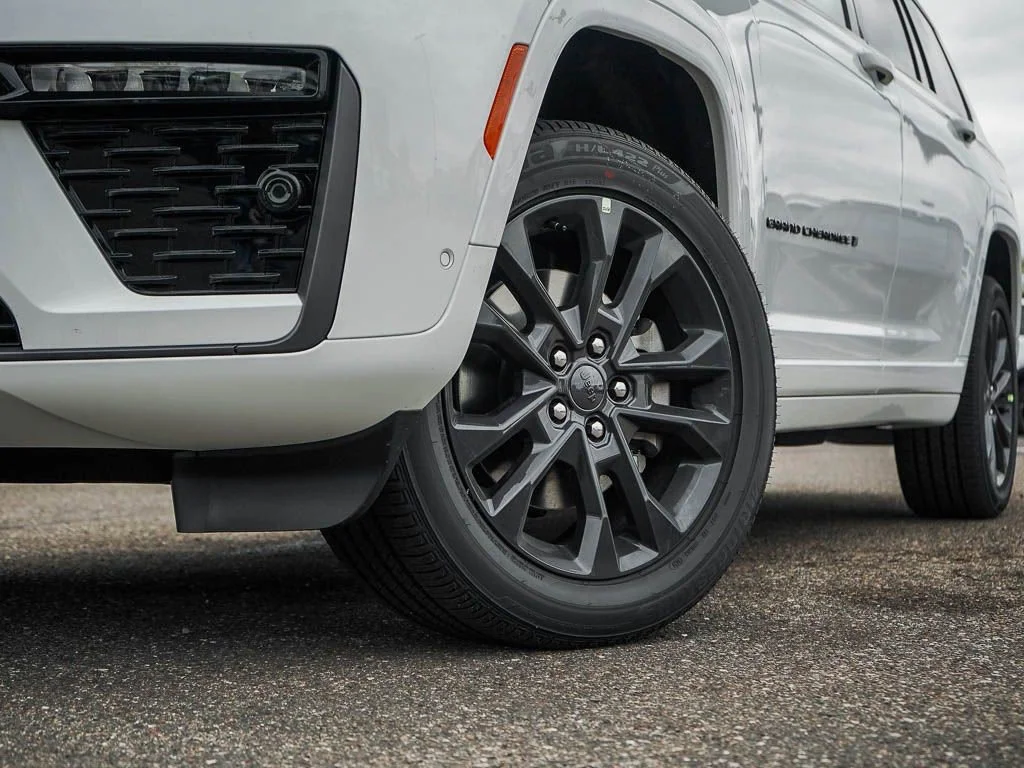 New 2026 Bright White Clearcoat Jeep Limited image 6