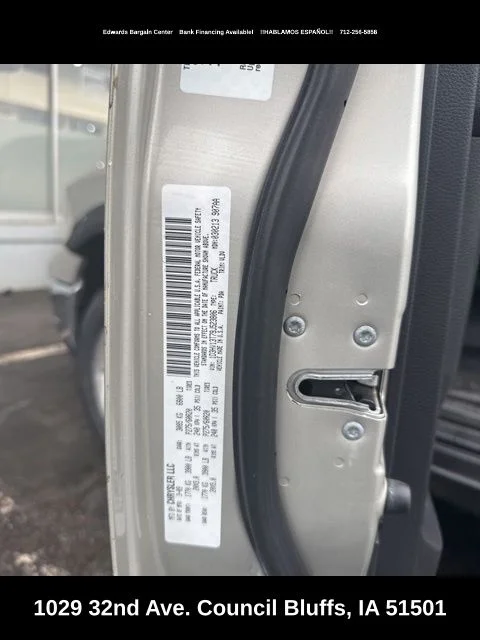 Used 2009 Silver Dodge Laramie image 31
