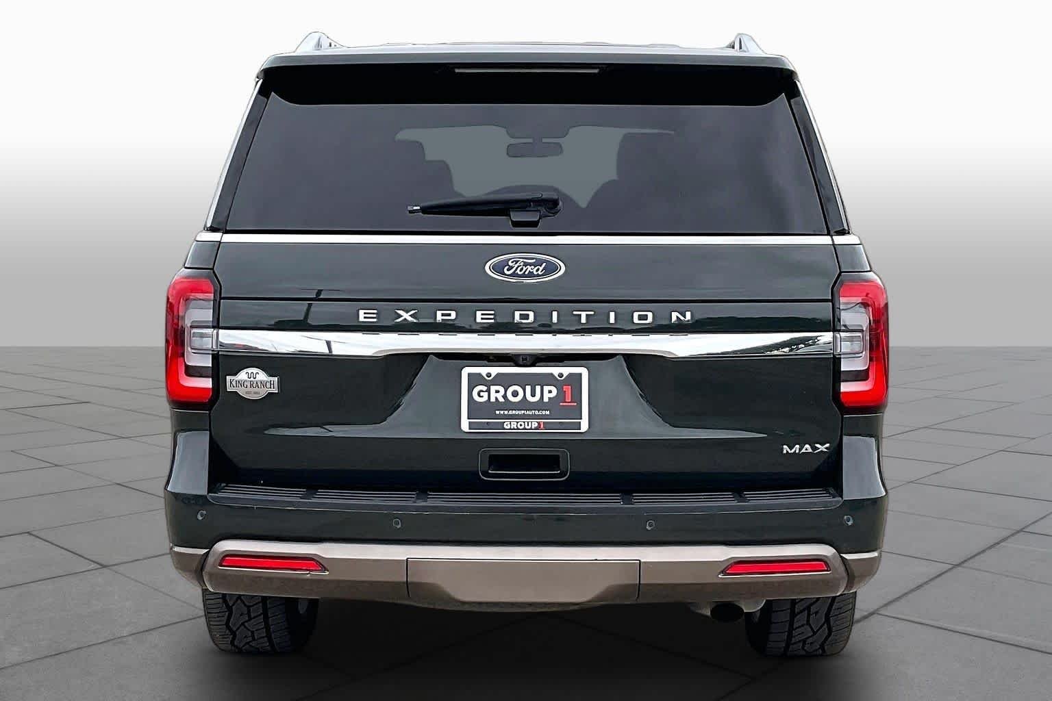Used 2022 Forged Green Metallic Ford King Ranch image 5