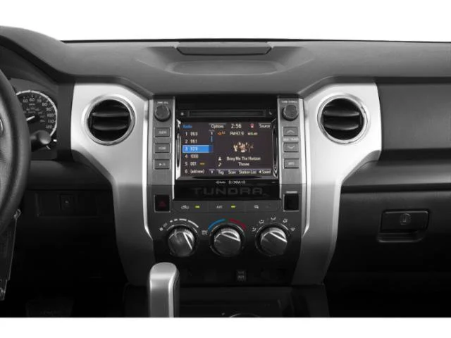 Used 2015  Toyota  image 10