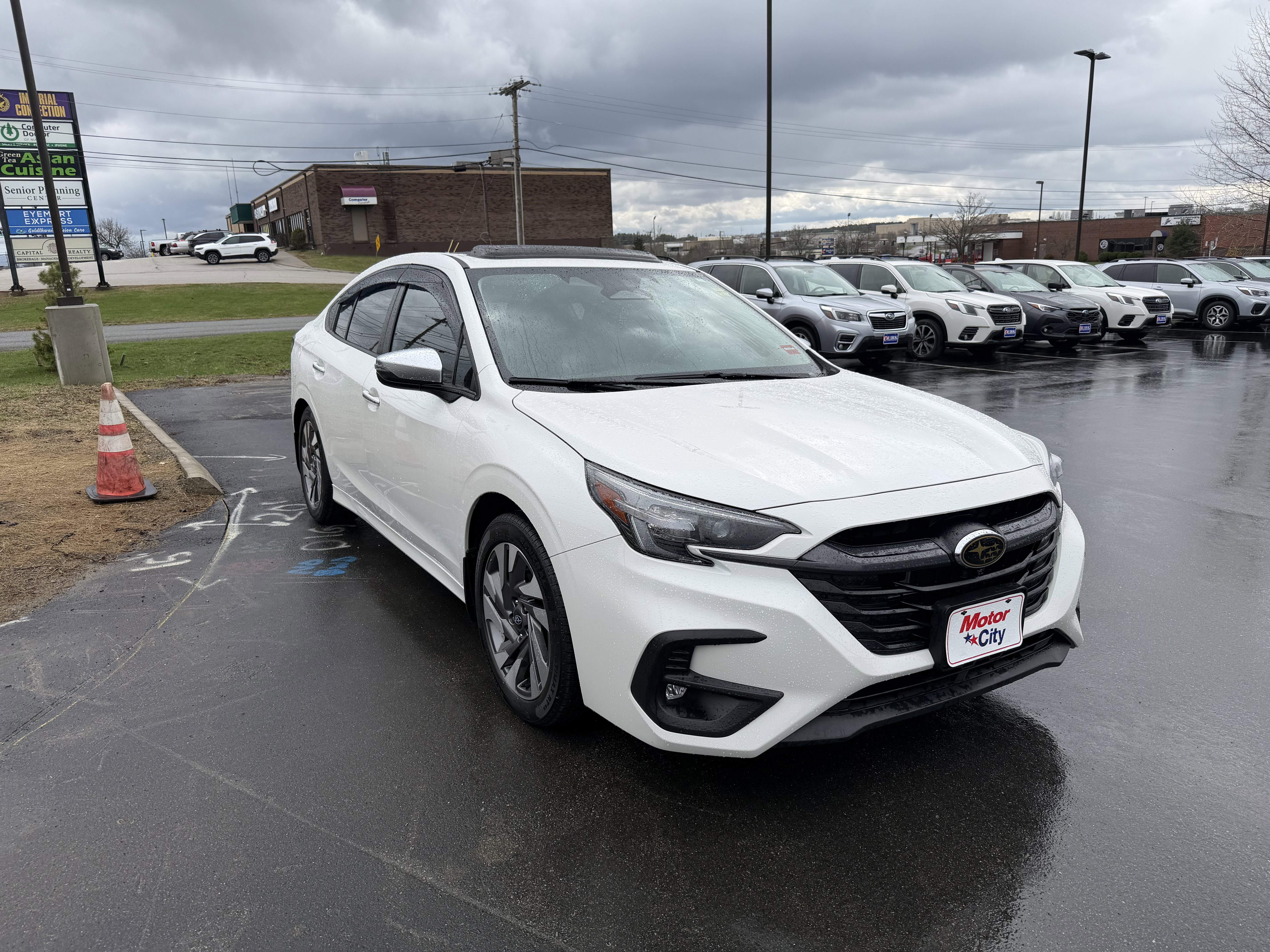 Used 2025 Crystal White Pearl Subaru Touring XT image 7