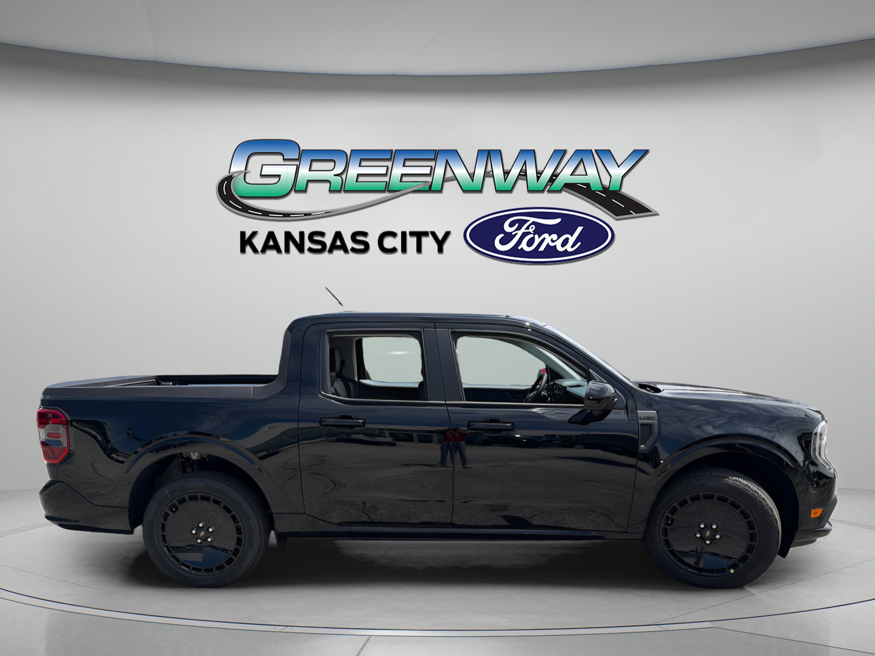 New 2026 Oxford White Ford XLT image 9