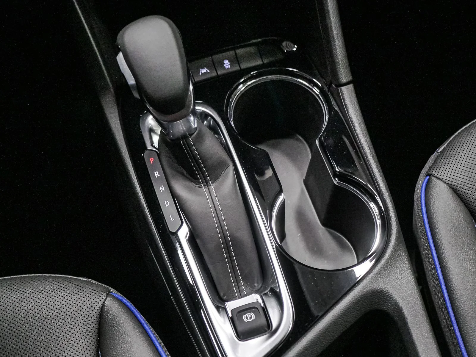 2026 Buick Encore GX Sport Touring - Photo 28
