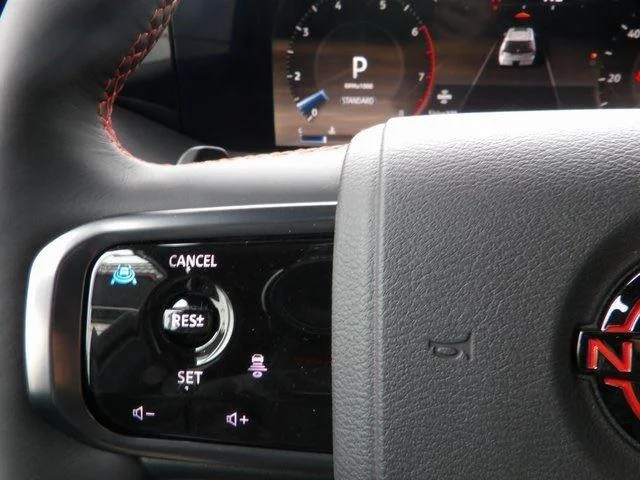 2025 Nissan Armada PRO-4X - Photo 33