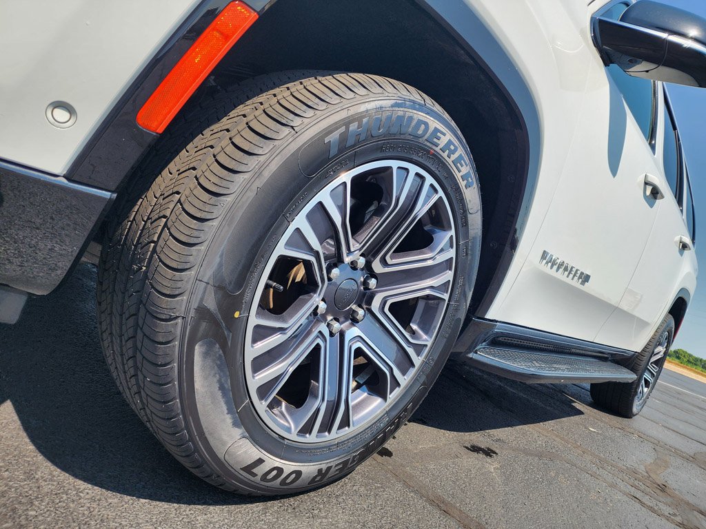 Used 2024 Bright White Clearcoat Jeep Series II image 9