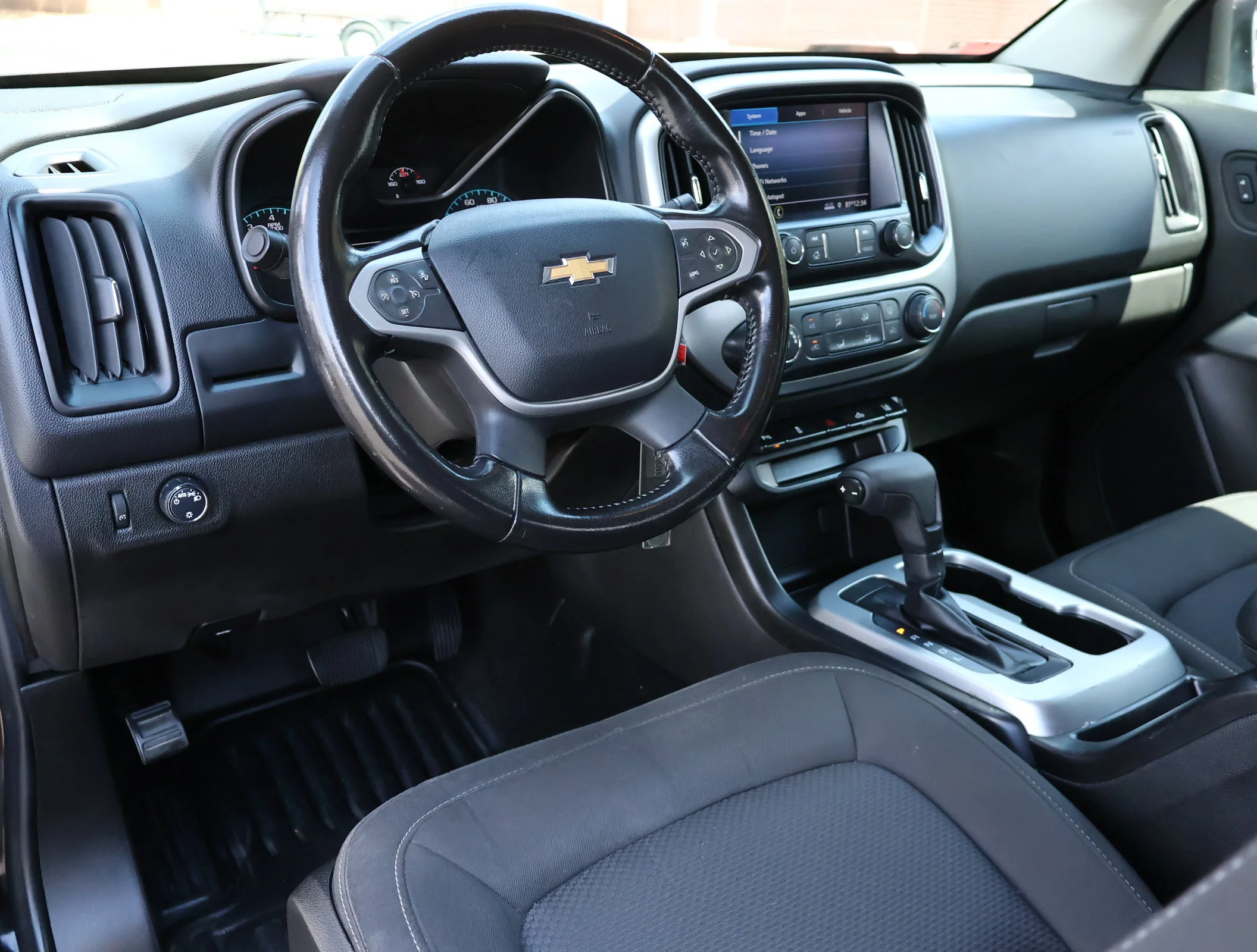 Used 2021 BLACK Chevrolet 2WD LT image 3
