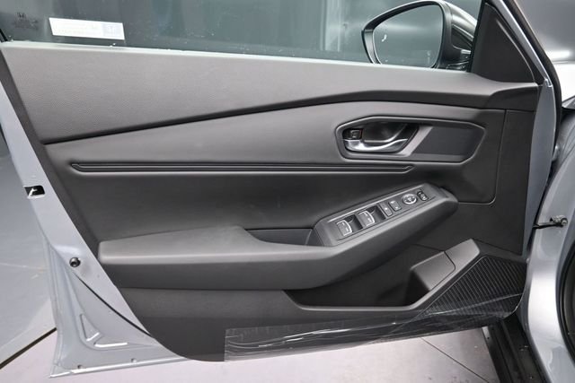 New 2026 Solar Silver Metallic Honda SE image 13