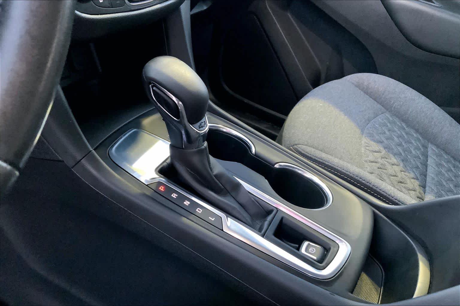 Used 2022 Mosaic Black Metallic Chevrolet LT image 14