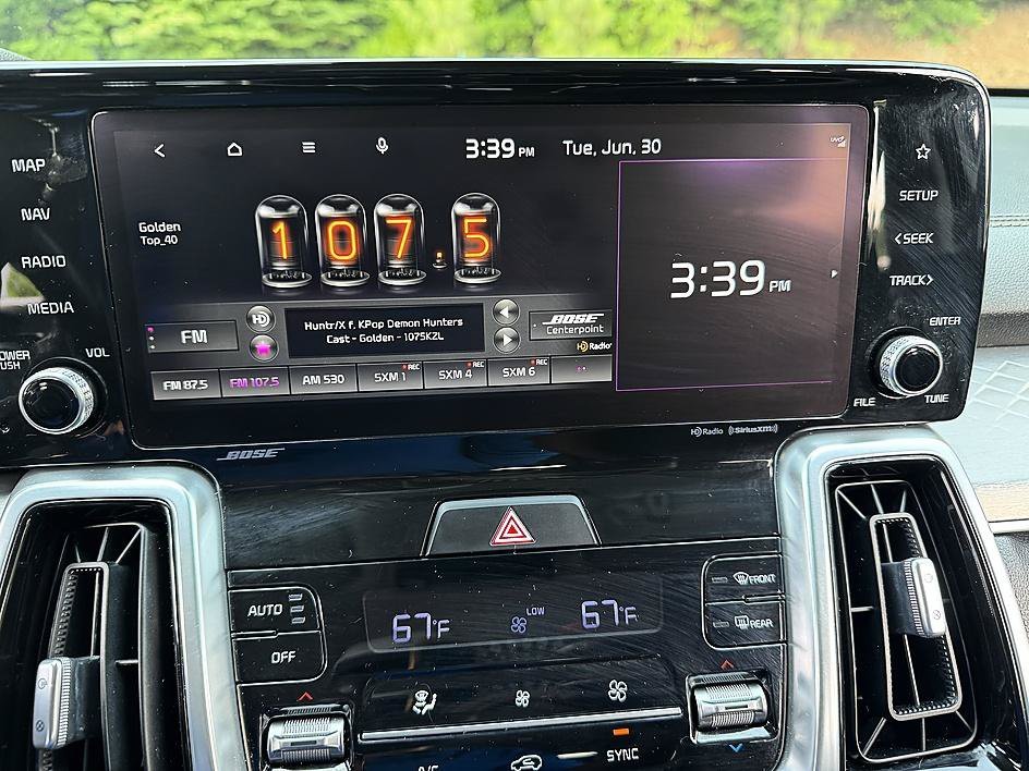 Used 2021 Glacial White Pearl Kia SX Prestige image 16