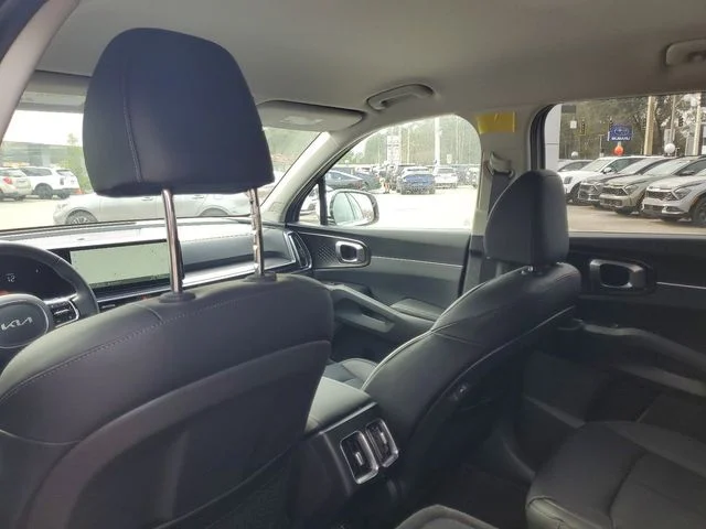 2025 Kia Sorento EX Hybrid - Photo 25