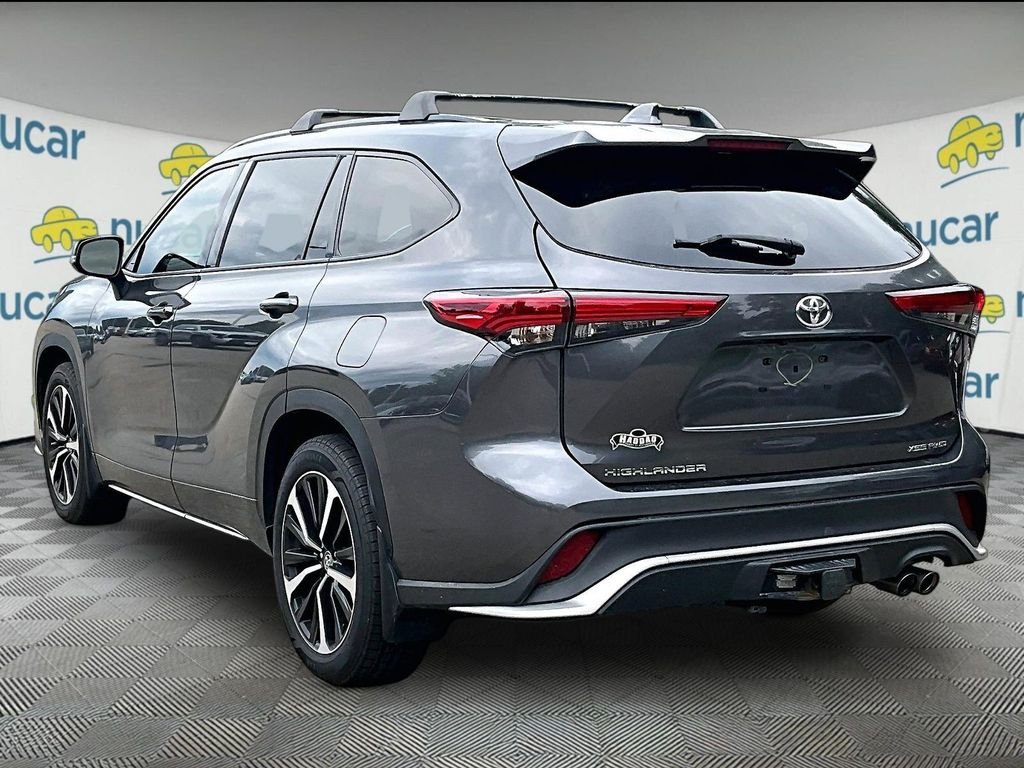 Used 2022 Gray Toyota XSE image 5