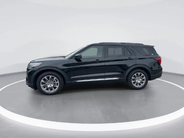 Used 2025 Black Ford Platinum image 4
