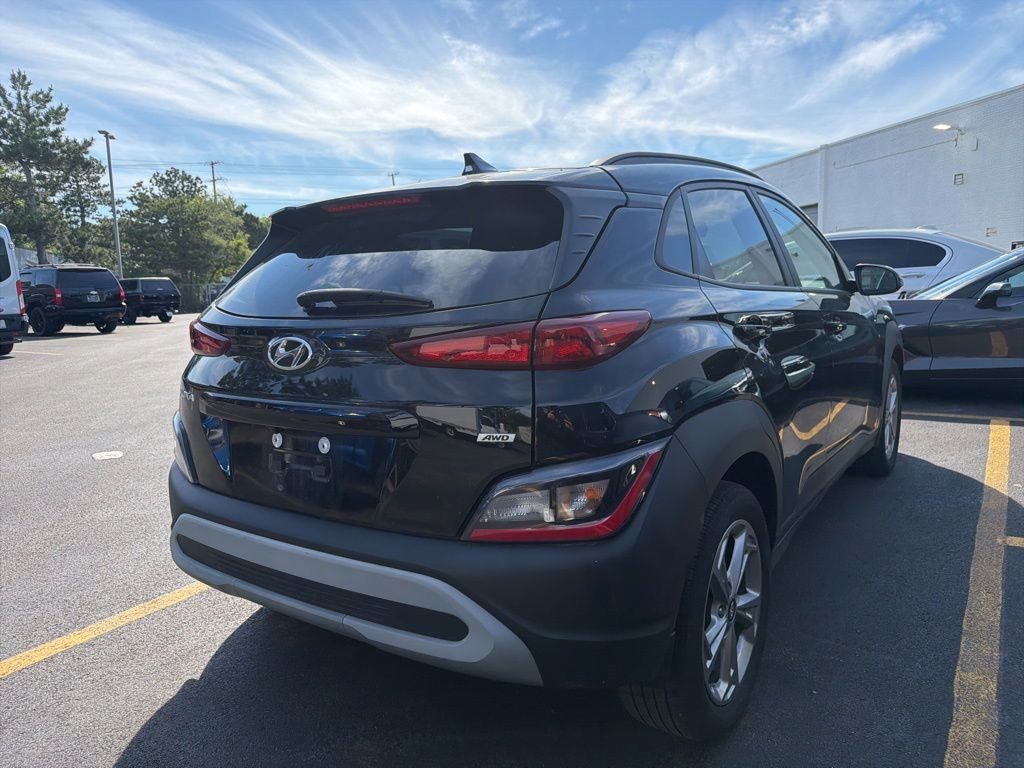 Used 2023  Hyundai SEL image 4