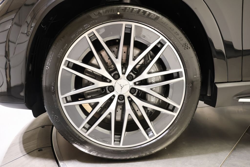 New 2027 Obsidian Black Metallic Mercedes-Benz  image 13