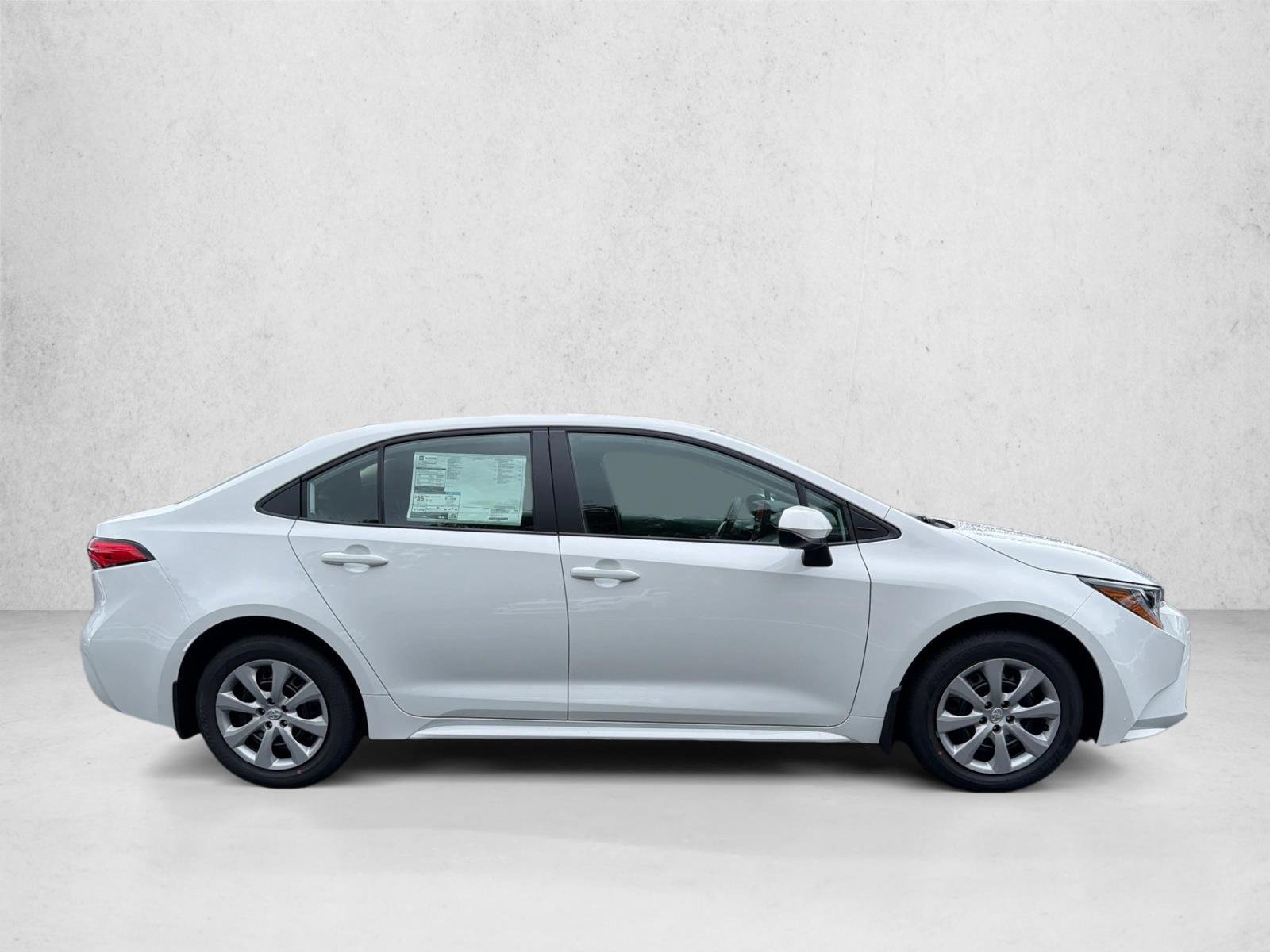 New 2026 Ice Cap Toyota LE image 2