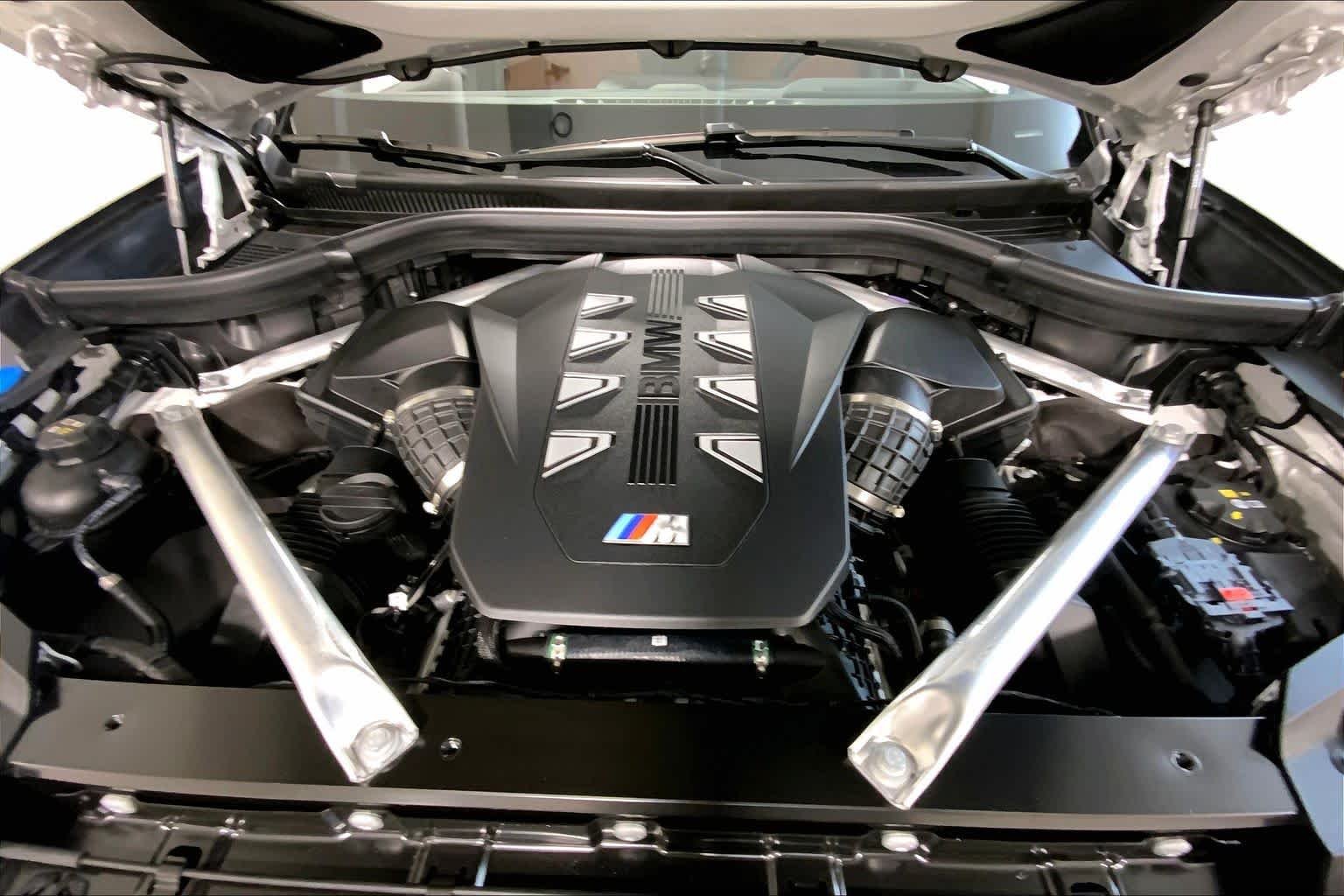 New 2026 Mineral White Metallic BMW M60i image 16