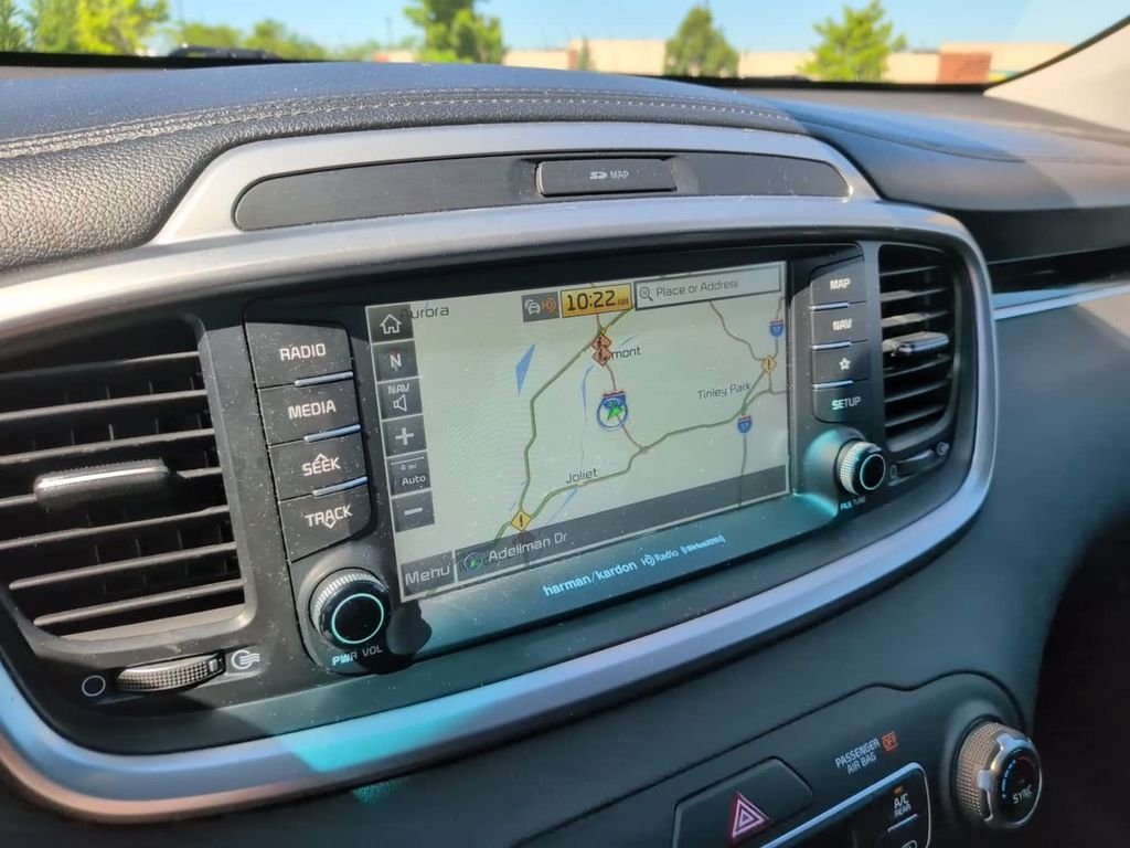 Used 2020 Silver Kia SX image 20
