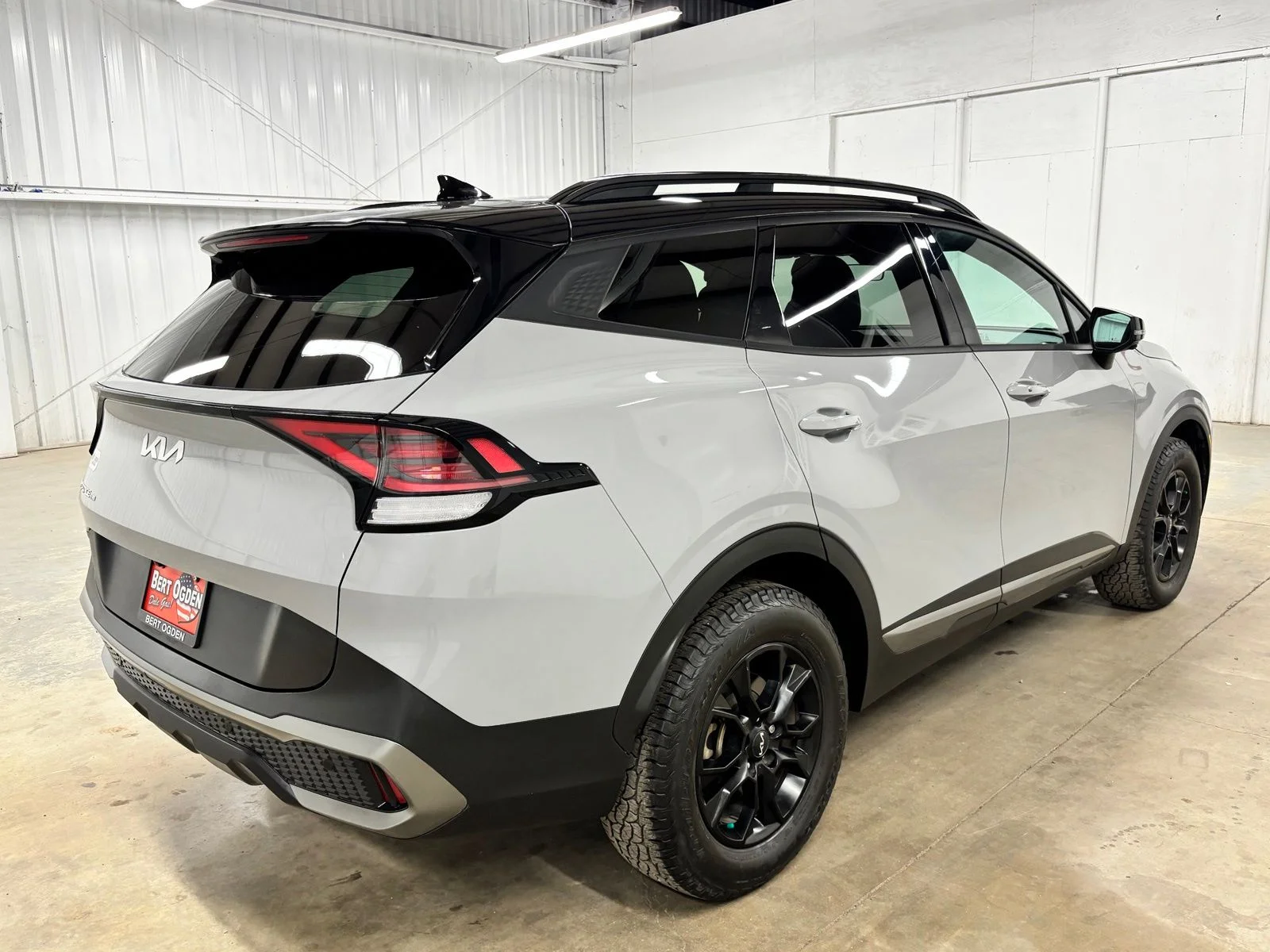 Used 2024 Gray Kia X-Pro Prestige image 7