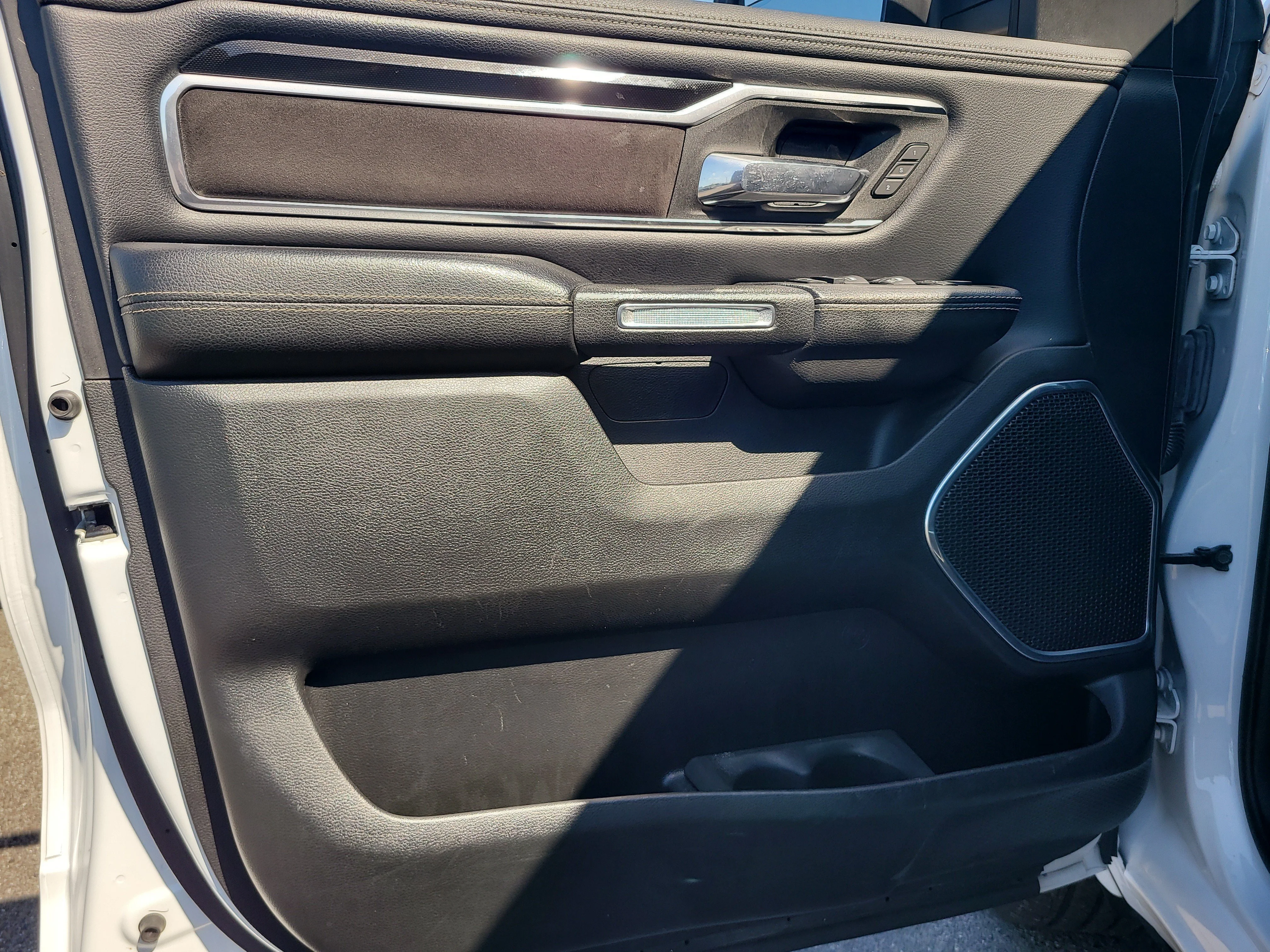 Used 2022 Bright White Clearcoat Ram Laramie image 16