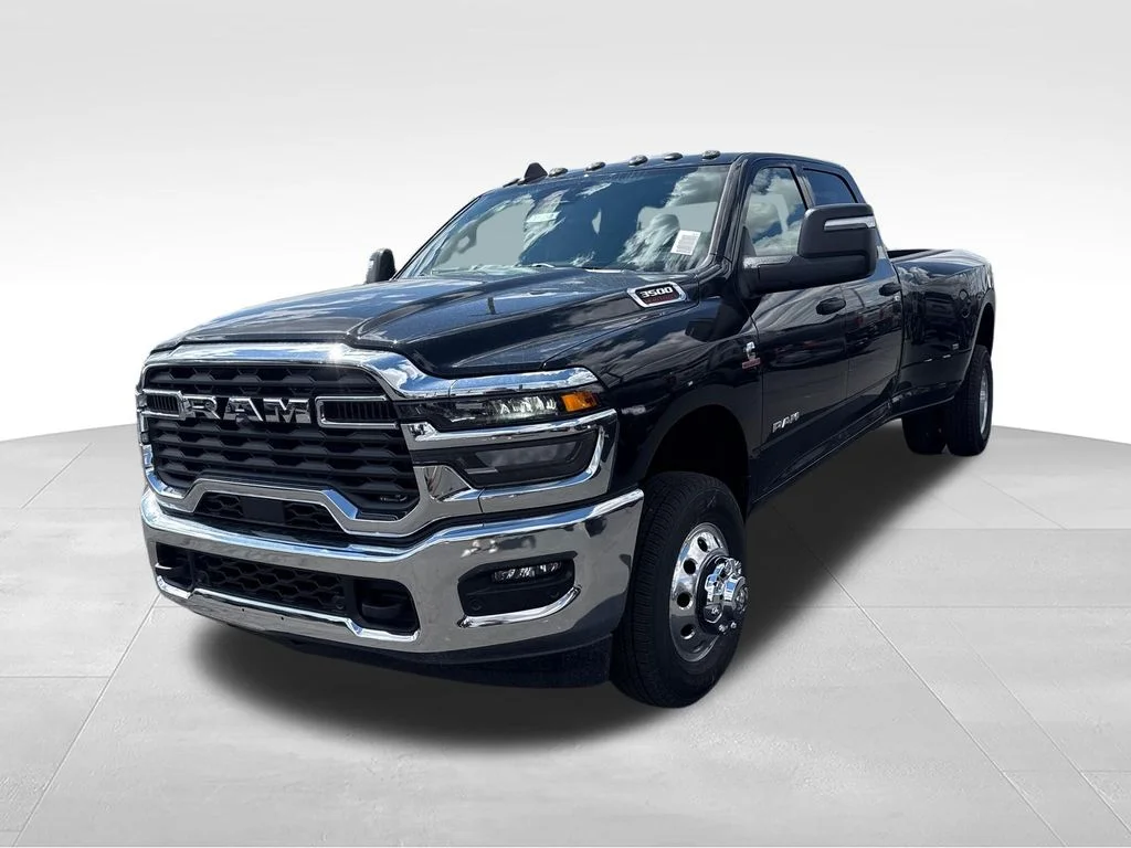 New 2026 Diamond Black Crystal Pearl-Coat Exterior Paint RAM BIG HORN image 6