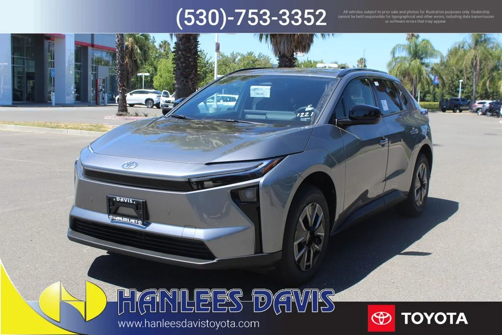 New 2026  Toyota XLE Plus image 3