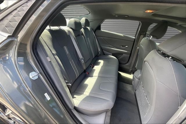 2025 Hyundai Elantra SEL - Photo 27