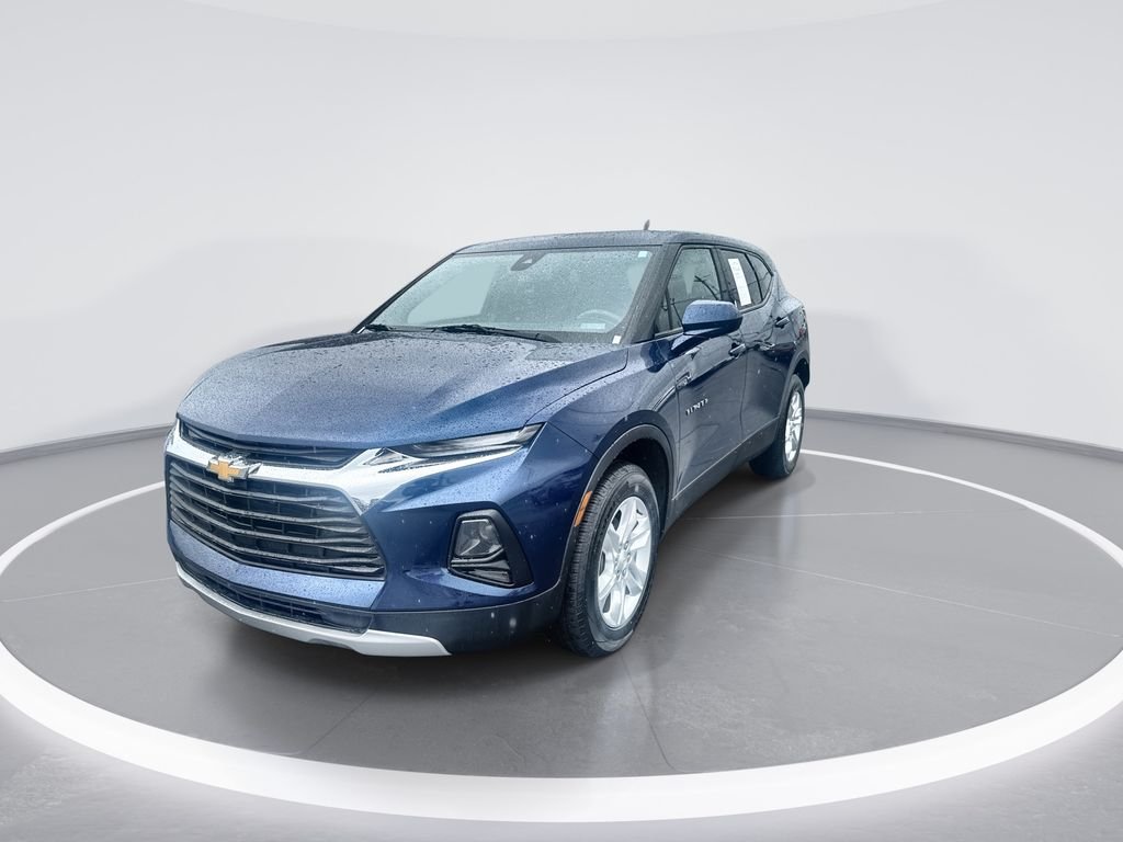 Used 2022 Blue Chevrolet LT image 4
