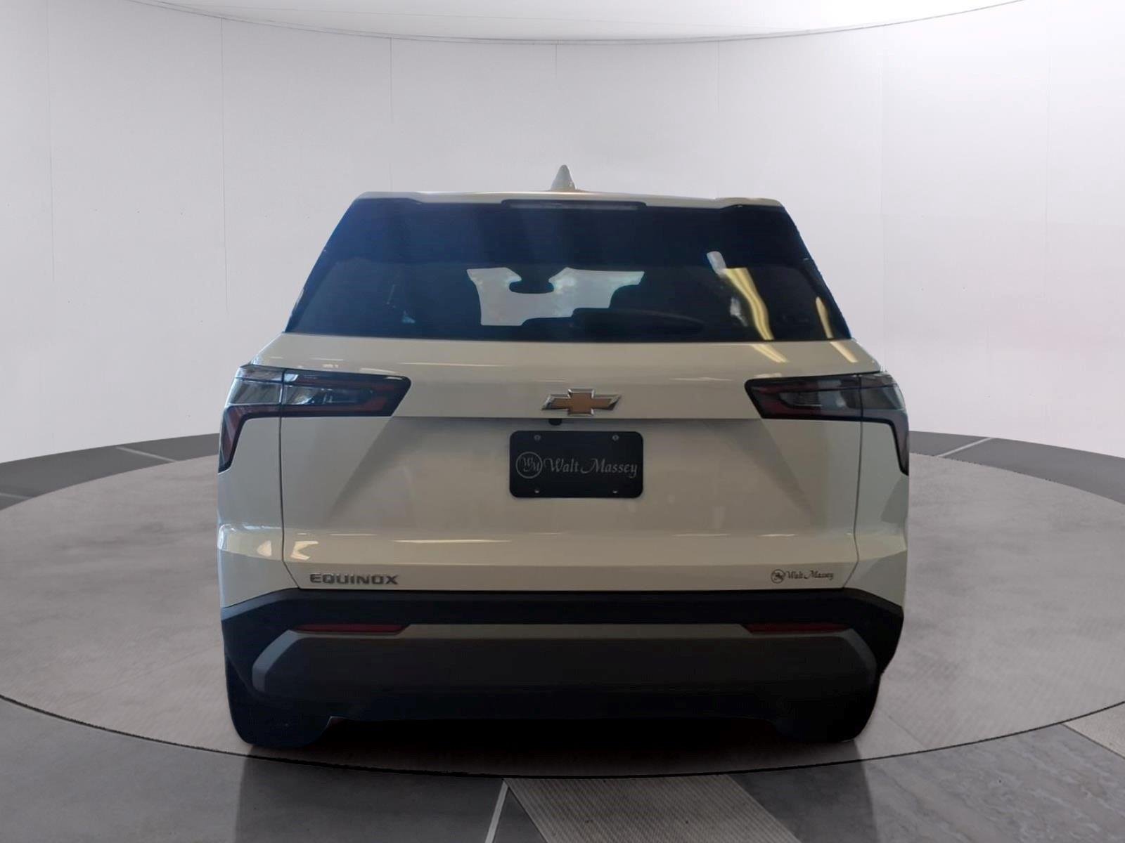 New 2027 Summit White Chevrolet LT image 4