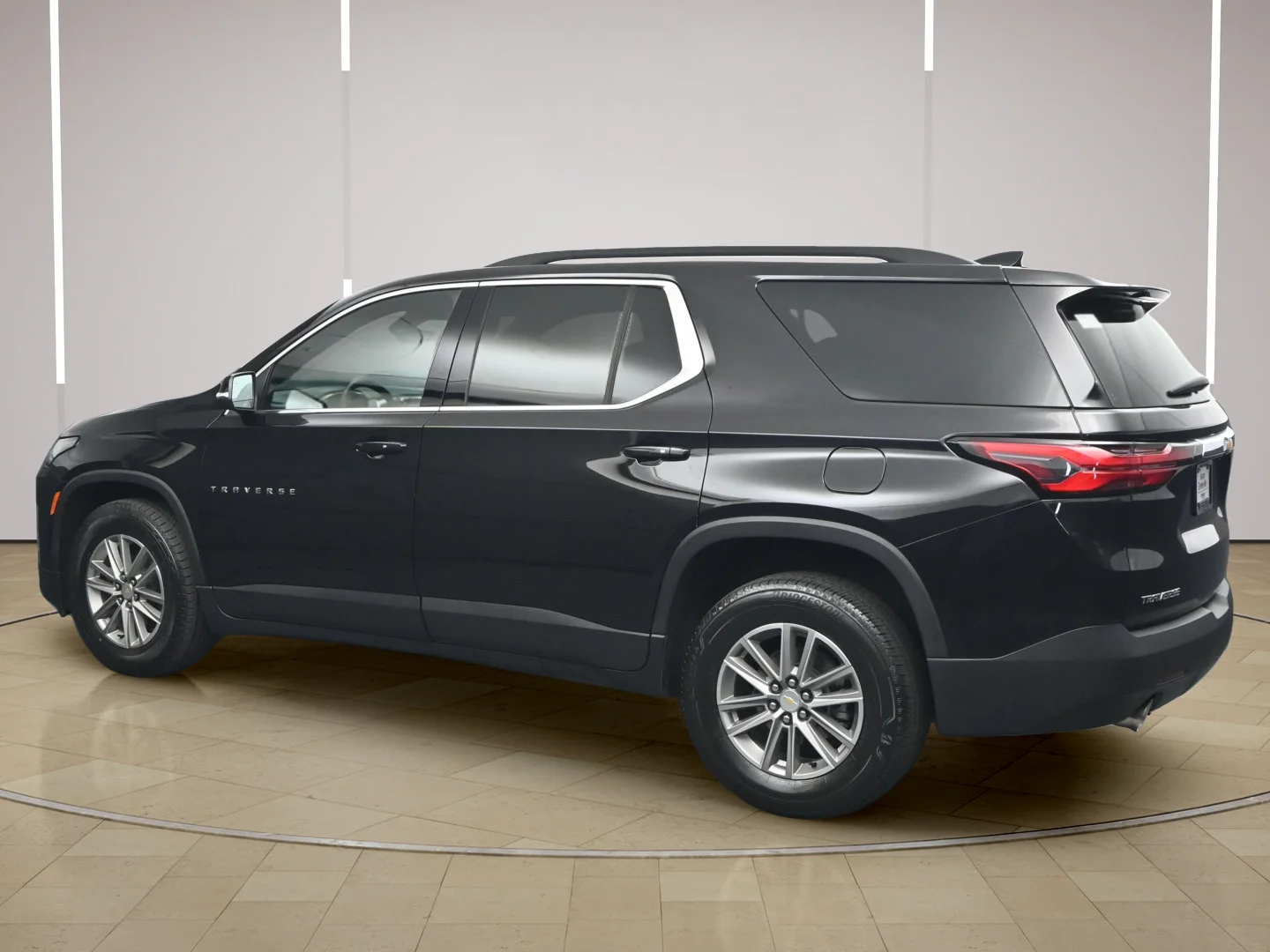 Used 2023 Mosaic Black Metallic Chevrolet LT Cloth image 5
