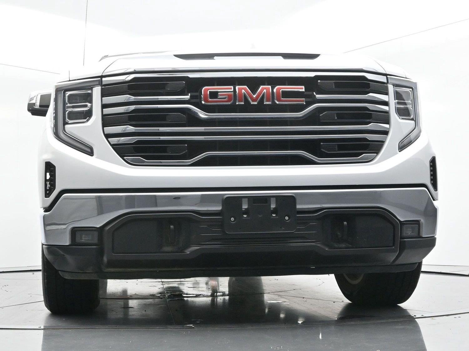 Used 2022 Summit White GMC SLT image 45