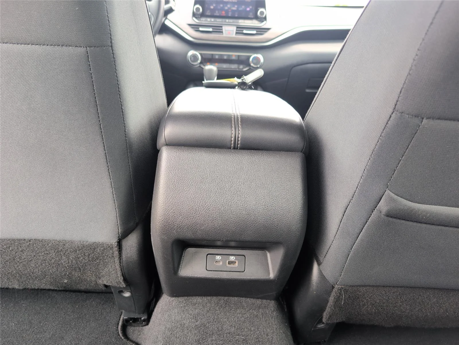 Used 2025 Gun Metallic Nissan SV image 29