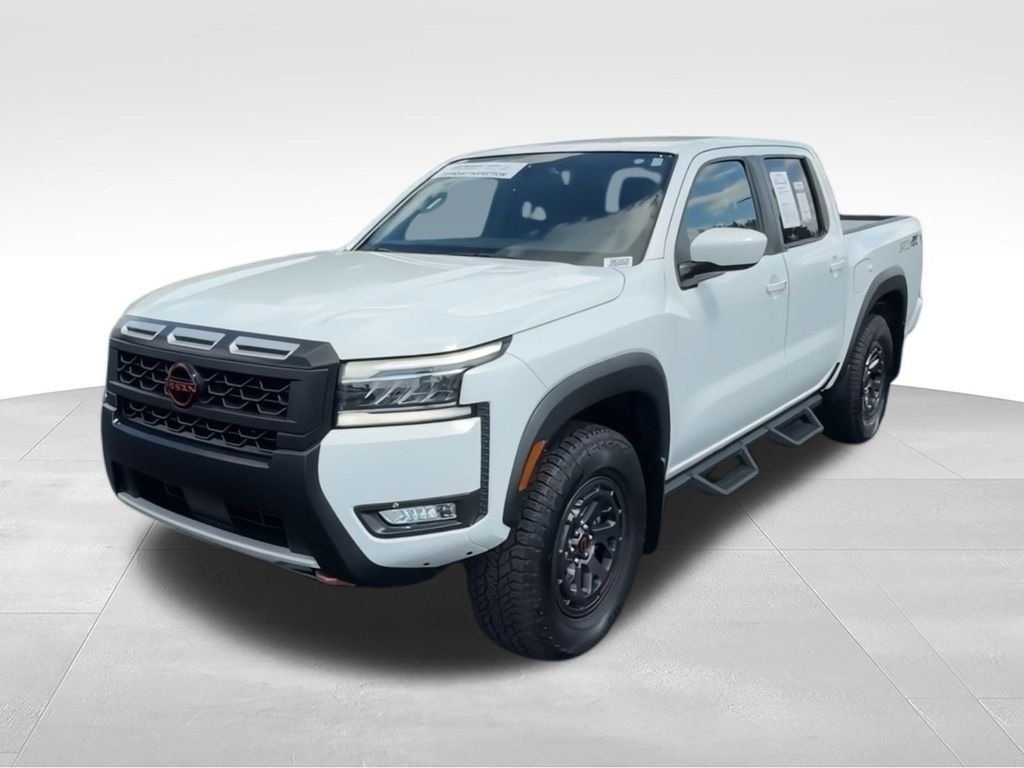 Used 2025 White Nissan PRO-4X image 5