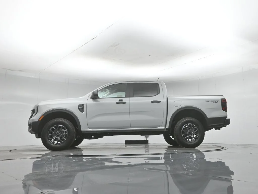 New 2026 Avalanche Ford XLT image 7