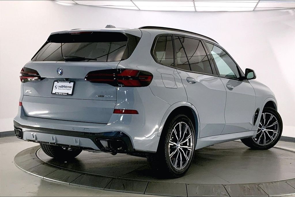 Certified Used 2024 Brooklyn Grey Metallic BMW  image 12