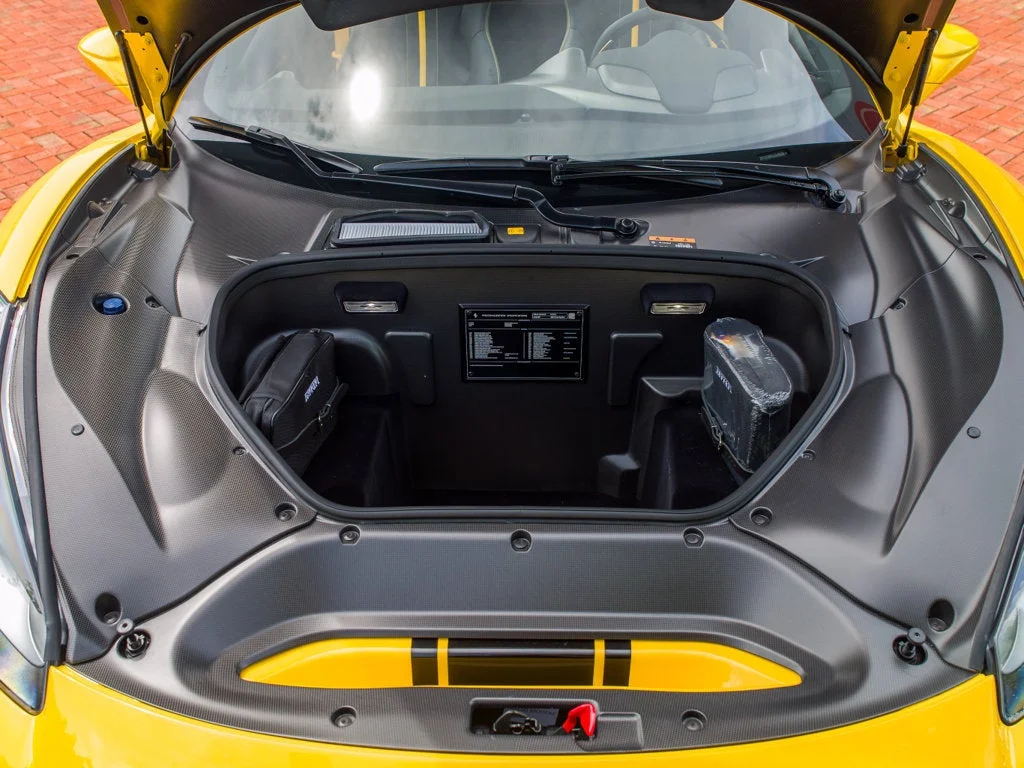 Certified Used 2020 Giallo Modena Ferrari Spider image 33