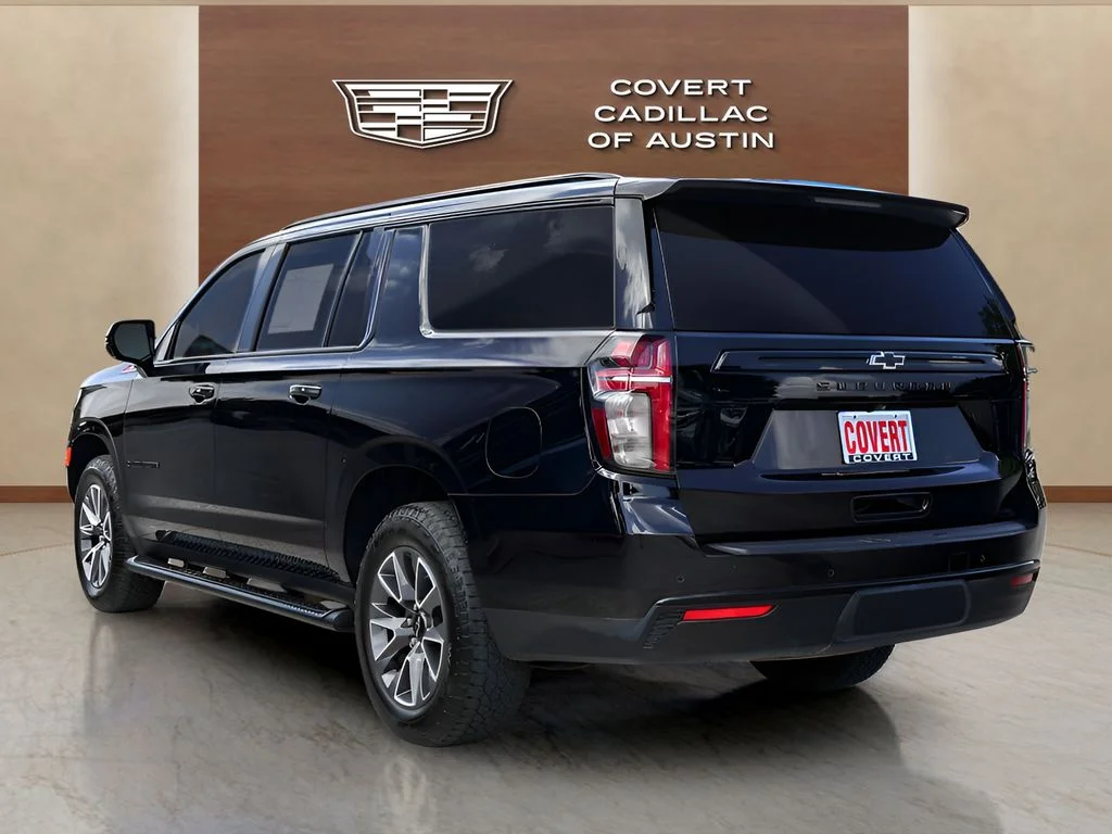 Used 2023 Black Chevrolet Z71 image 3