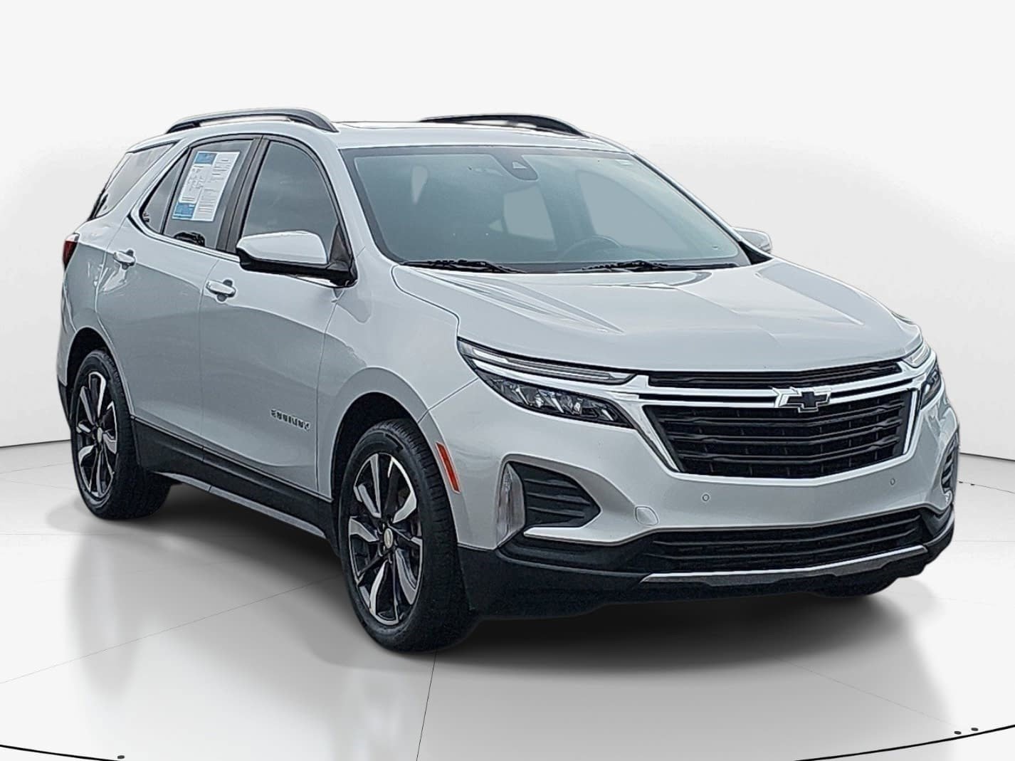 Used 2022 Silver Ice Metallic Chevrolet LT image 1