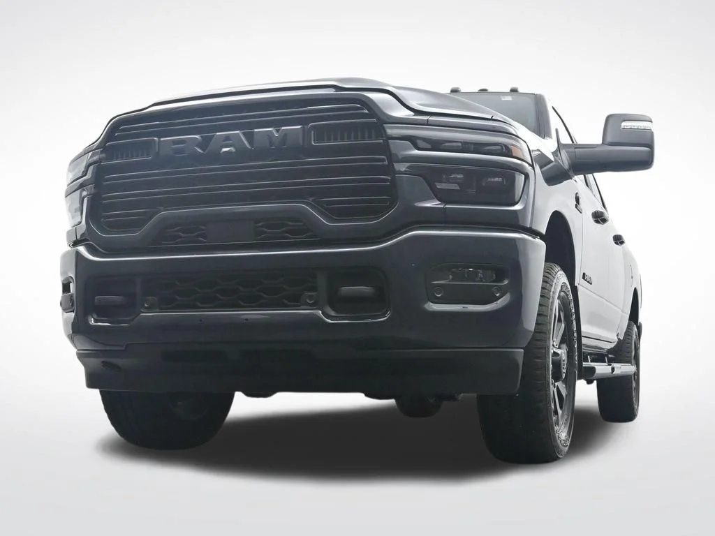 Used 2025 Blue Ram Laramie image 31
