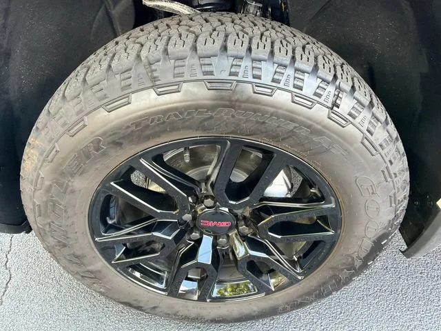 Used 2026 Summit White GMC Elevation image 11