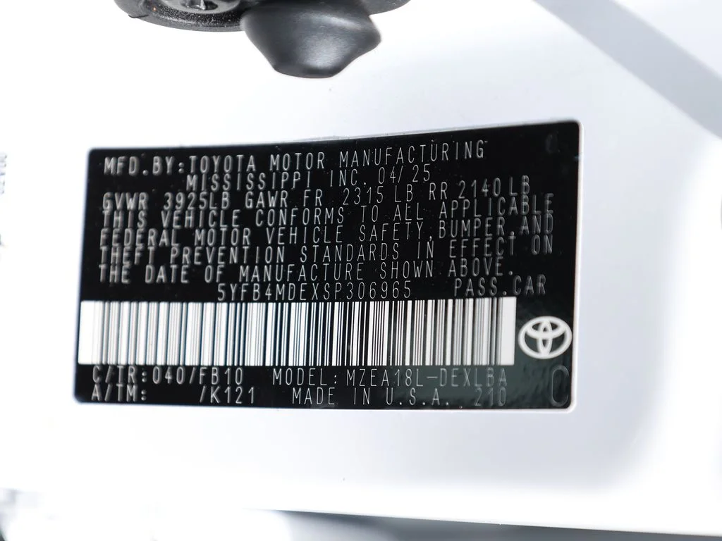 Used 2025 White Toyota LE image 35