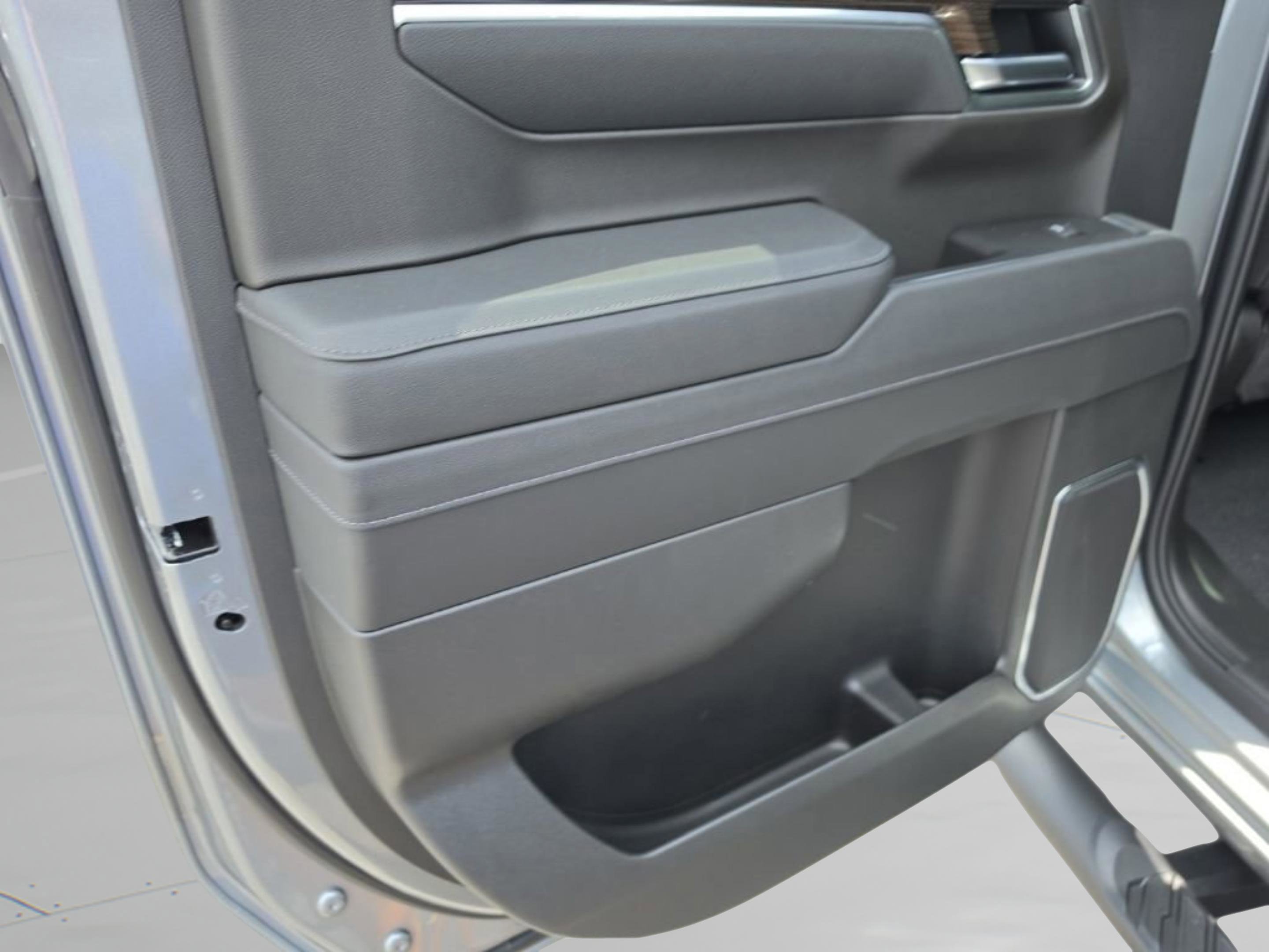 New 2026 Sterling Gray Metallic Chevrolet RST image 25