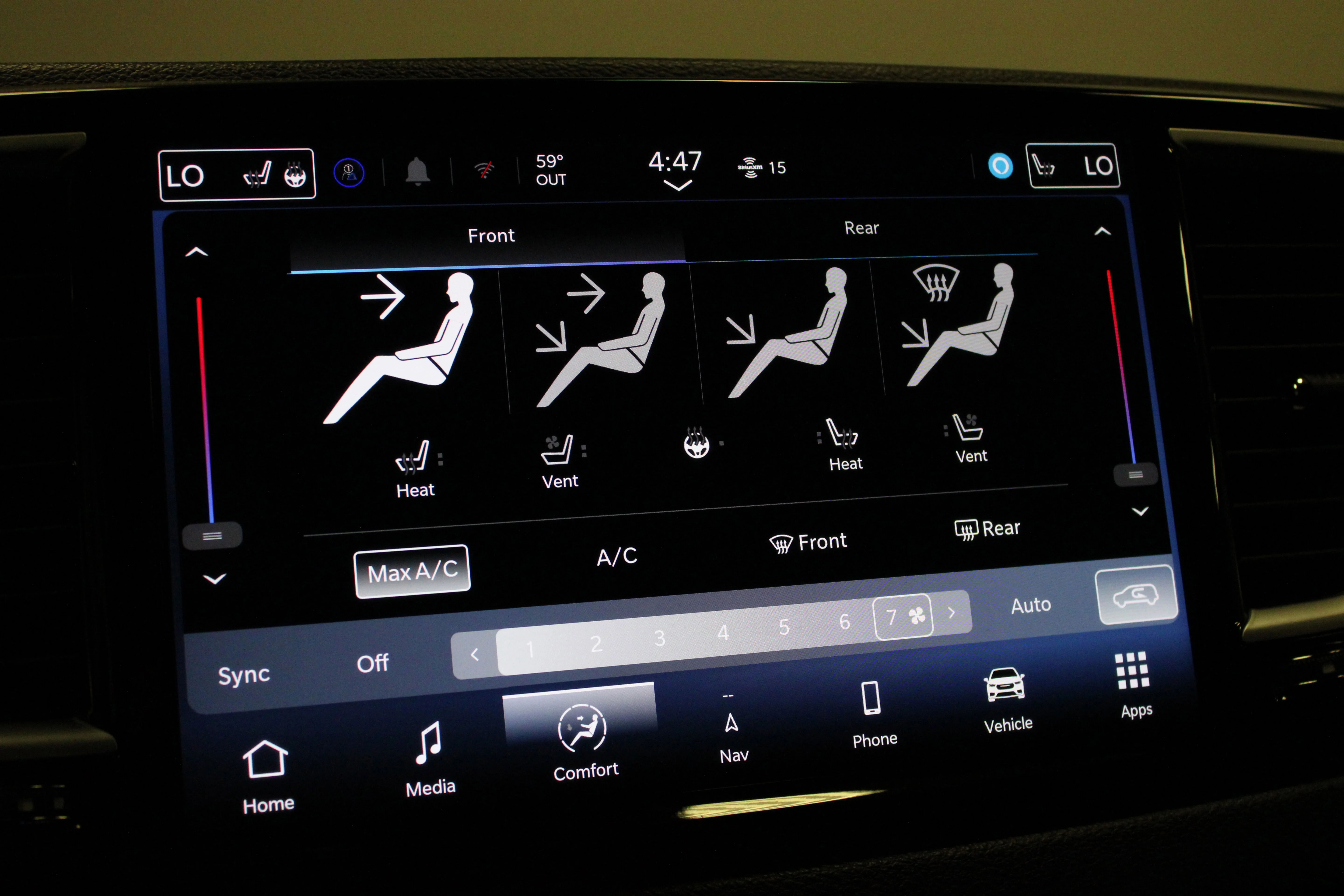 Used 2026 Diamond Black Crystal Pearlcoat Chrysler Limited image 27