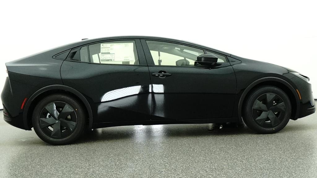 New 2026 Midnight Black Metallic Toyota LE image 4