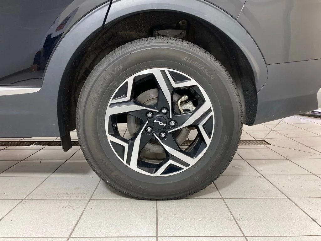 Used 2025 Black Kia LX image 26