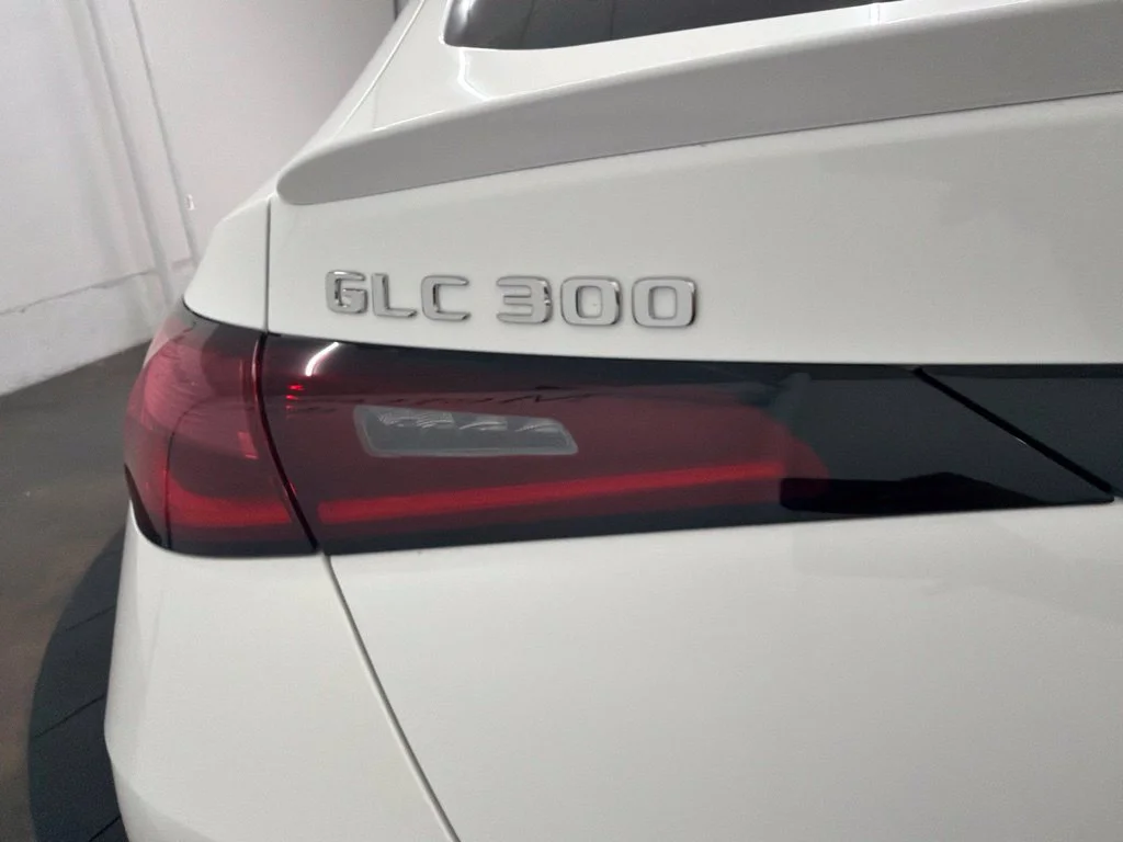 New 2027 White Mercedes-Benz GLC 300 Coupe image 11
