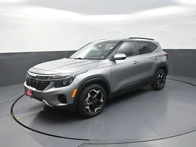 Used 2025 Gray Kia EX image 3