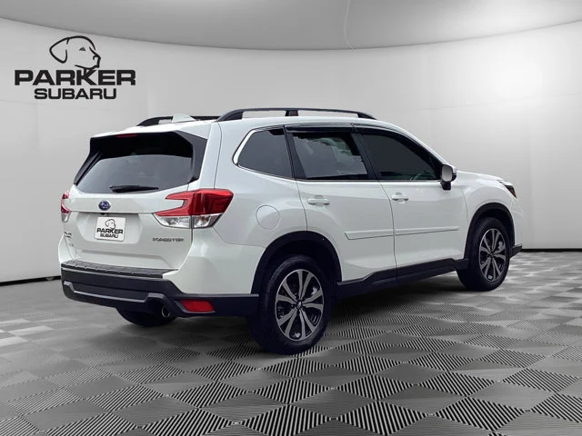 Used 2020 Crystal White Pearl Subaru Limited image 5