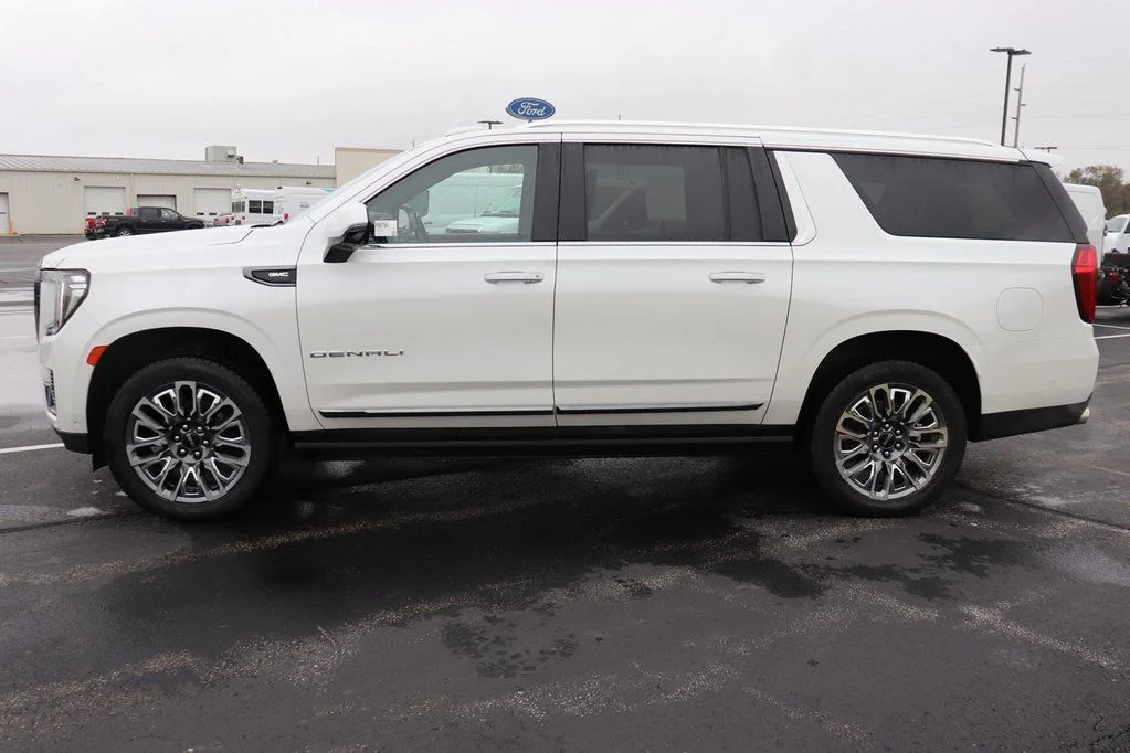 2023 GMC Yukon XL Denali Ultimate - Photo 7