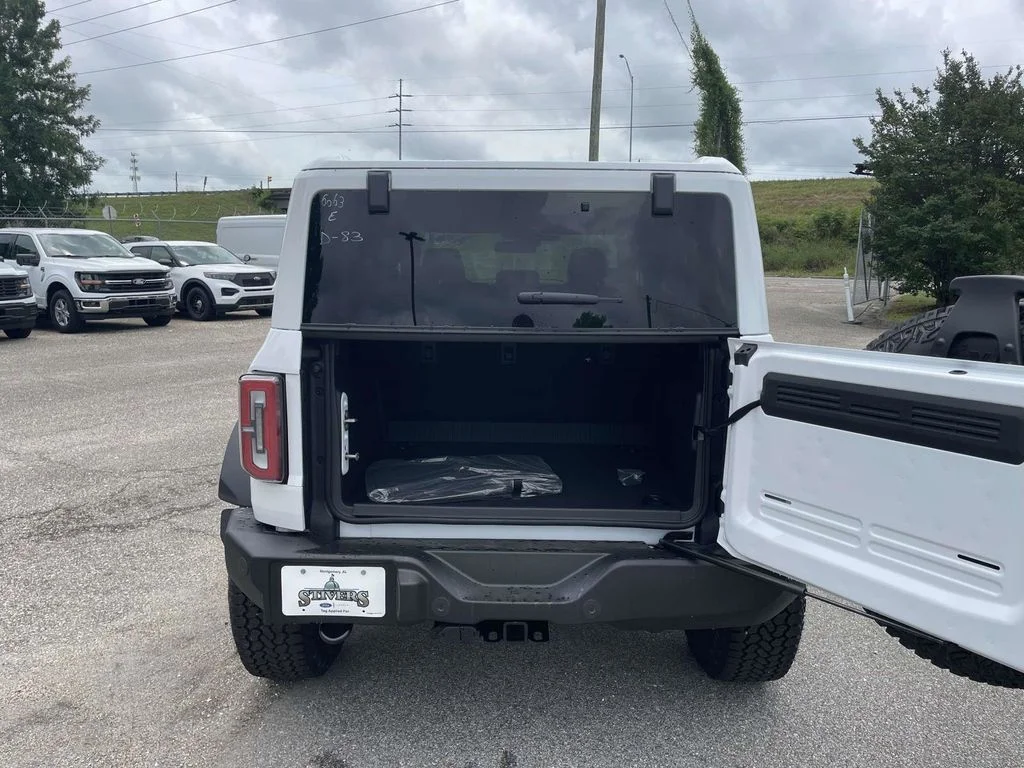 New 2026 White Ford Outer Banks image 10