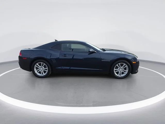 Used 2015 Blue Chevrolet 2LS image 9
